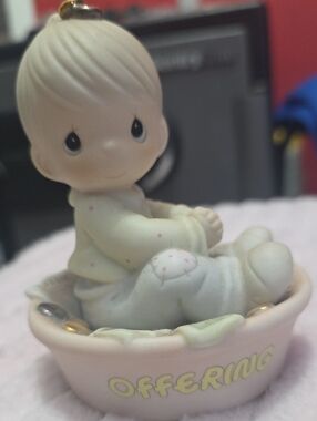 Precious Moments "Only One Life To Offer"